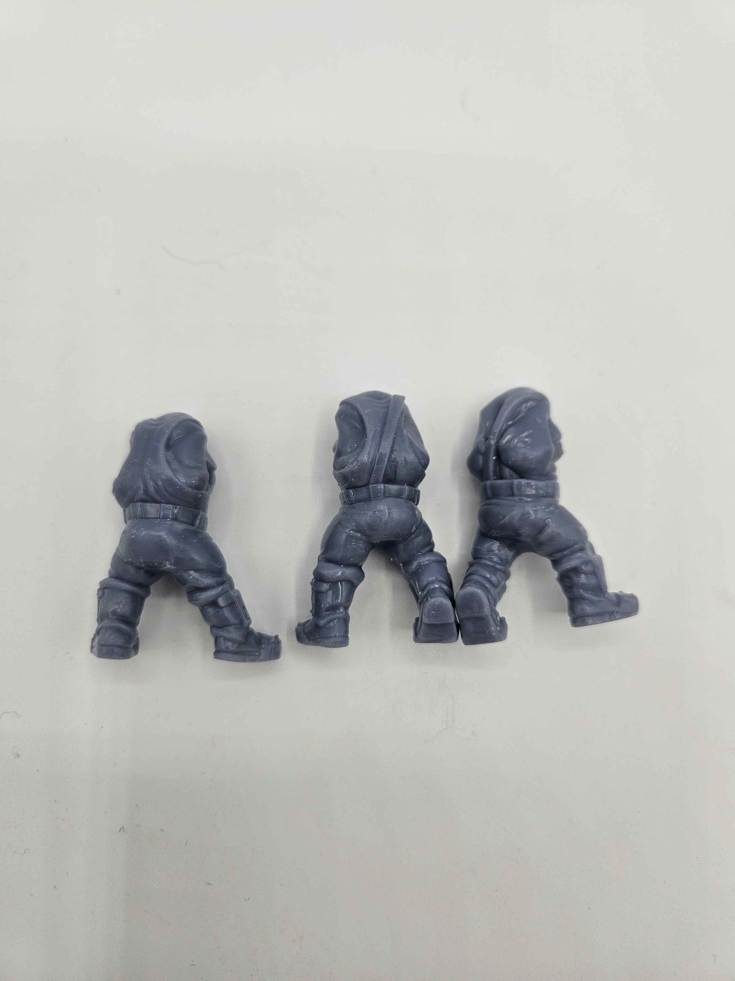 Large Man Bodies compatible with Ogryns/Bullgryns