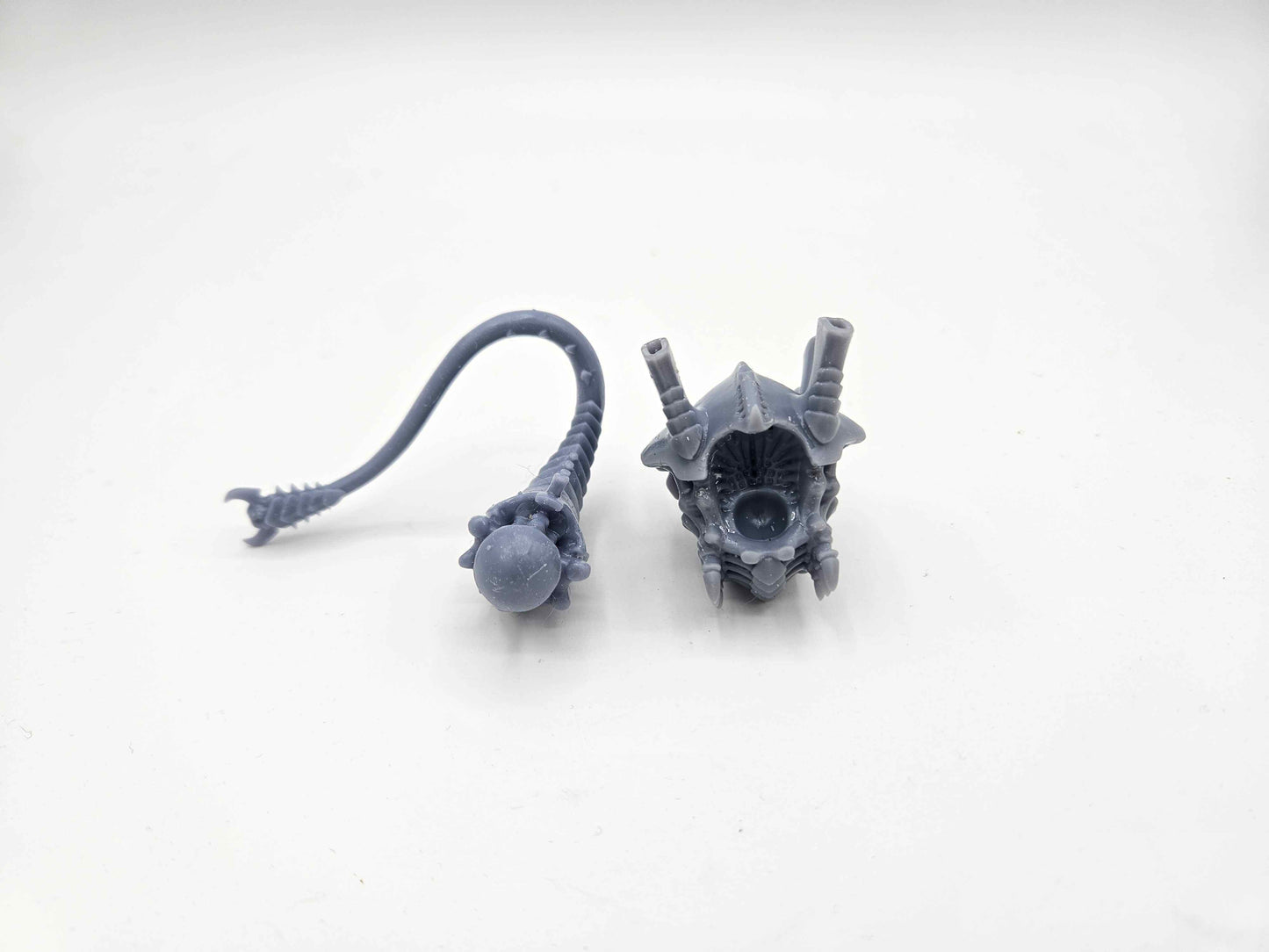 3D Printed Bug Torso and Legs Compatible with Tyranid Hive Tyrant on Foot